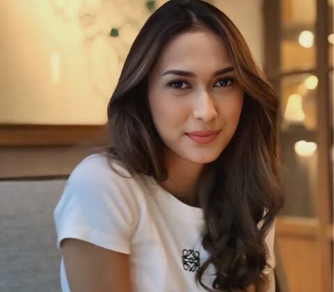 Siapa Sebenarnya Amanda Salmakhira? Ini Profil dan Biodata Lengkapnya